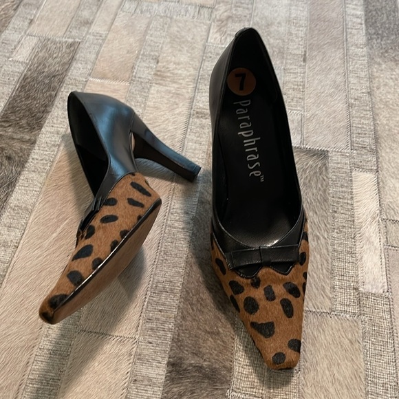 Animal Print & Black Leather Pumps - Picture 2 of 6